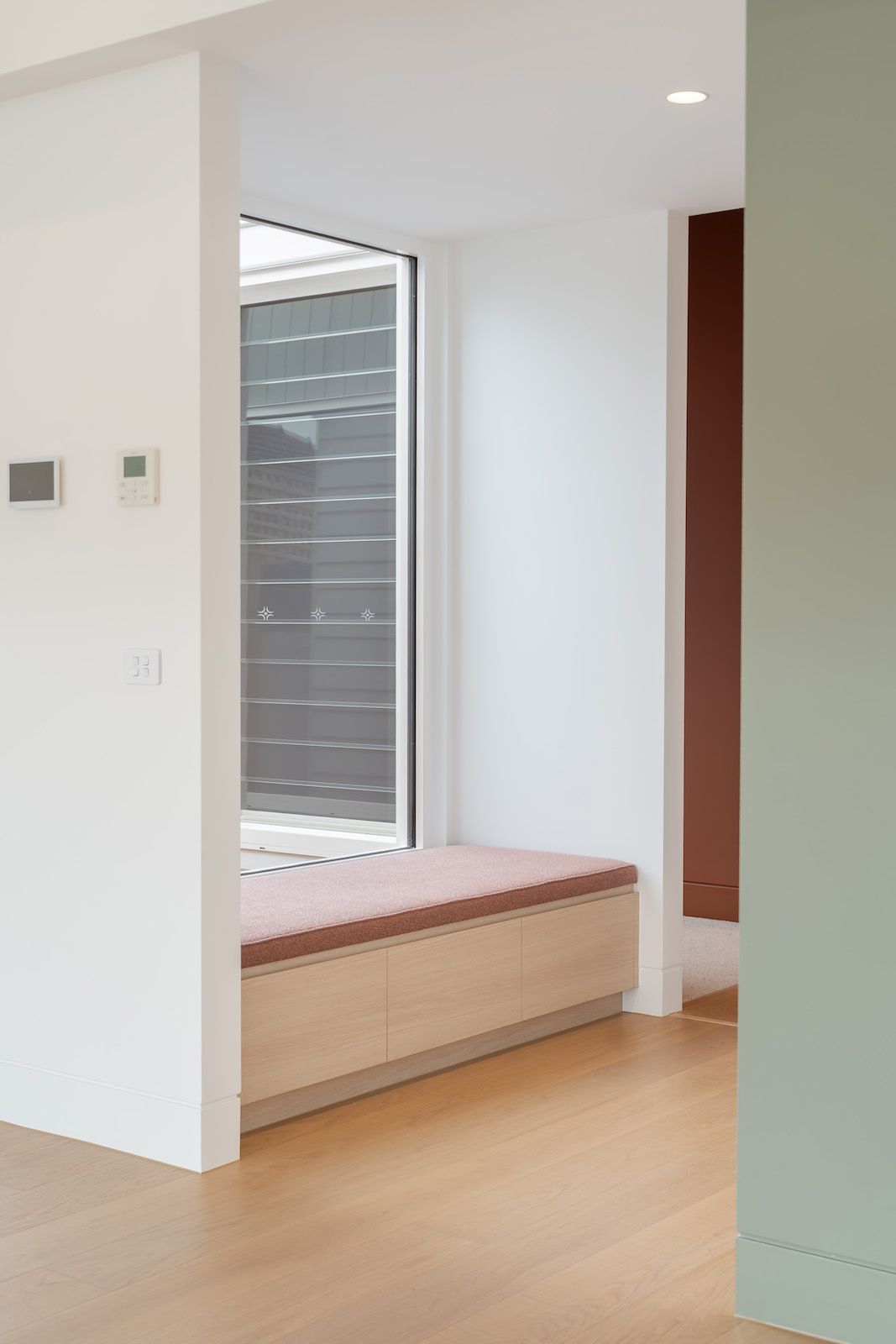 Window seat with built-in cushion